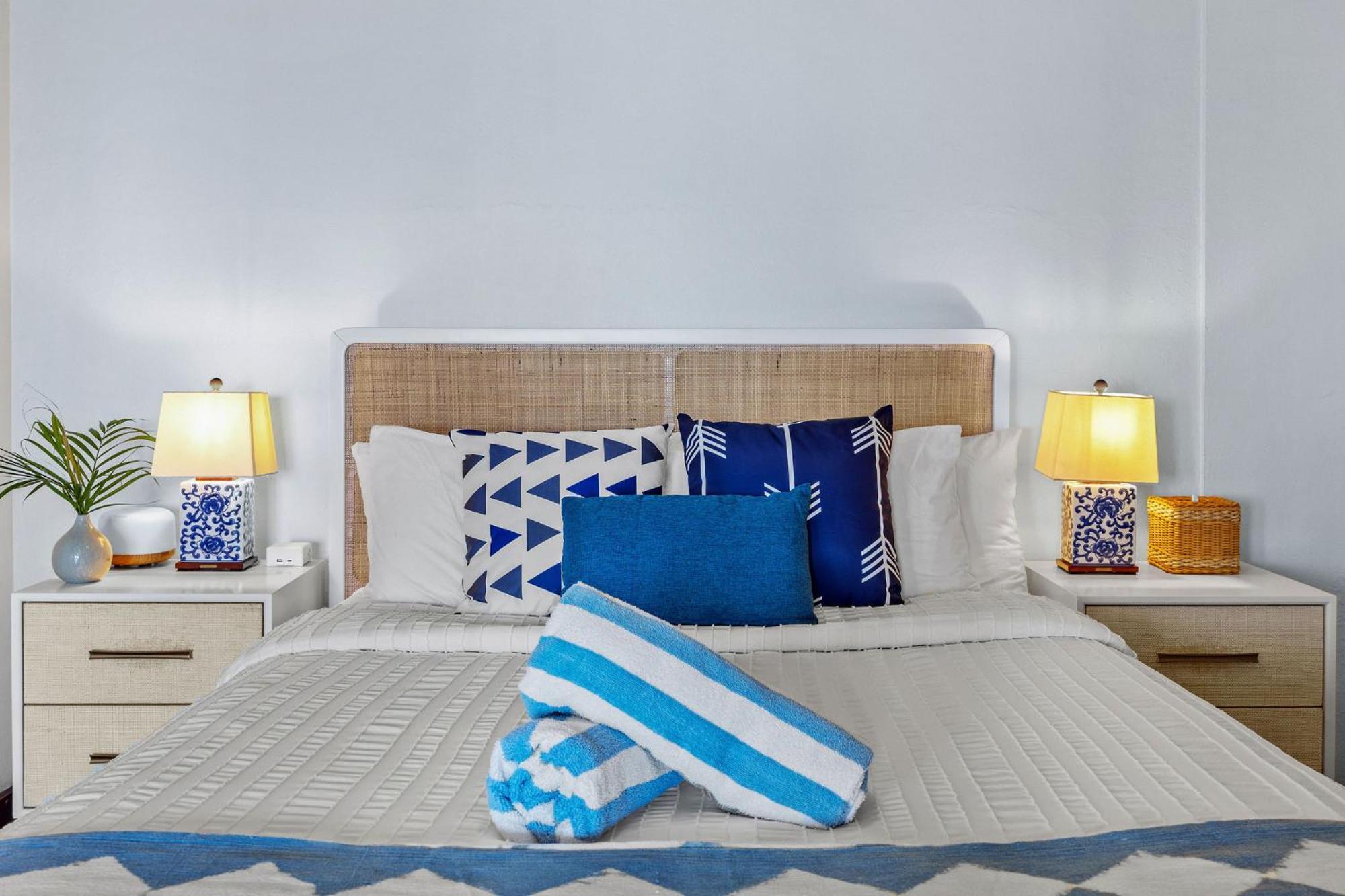 Tres Sirenas Beach Inn Rincon Ngoại thất bức ảnh